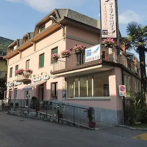 Hotel Lario